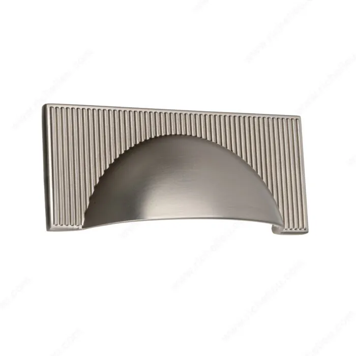 Richelieu Modern Metal Pull - 2595